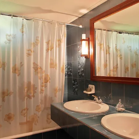 Holiday home Vintage House Loggos *